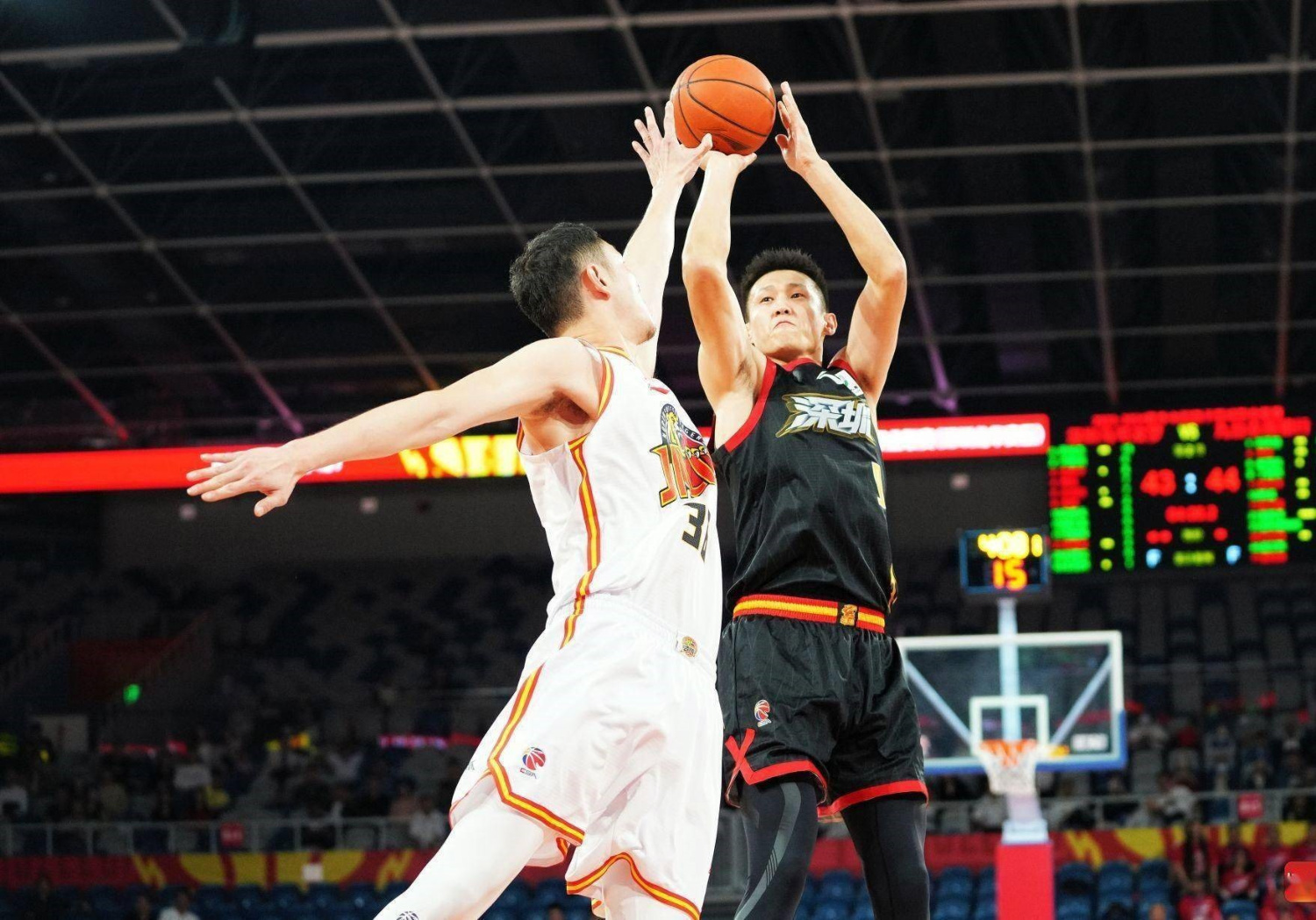 米乐官方娱乐平台今晚突围战来临，深圳男篮围绕NBA季后赛造点机会，媒体盛赞，控场能力受关注的简单介绍