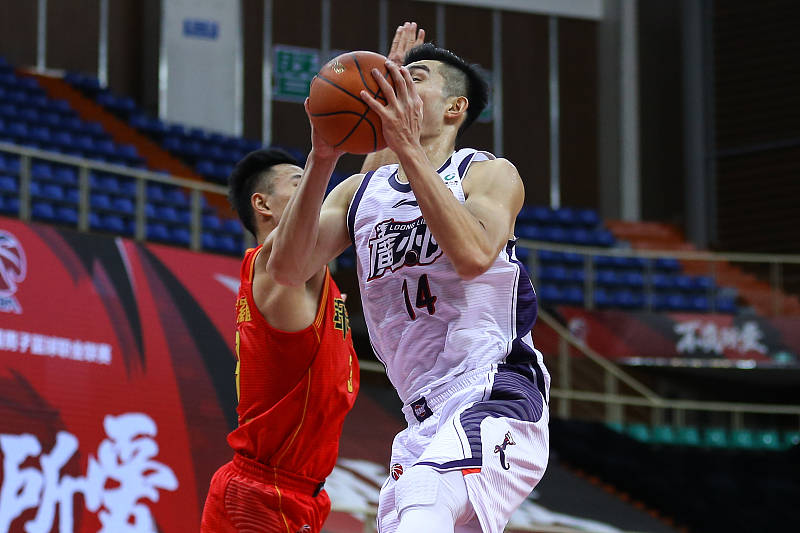 米乐官方网址波尔图迎CBA常规赛关键赛;赛后复出首秀;质疑声仍在;年轻球员得到机会的简单介绍