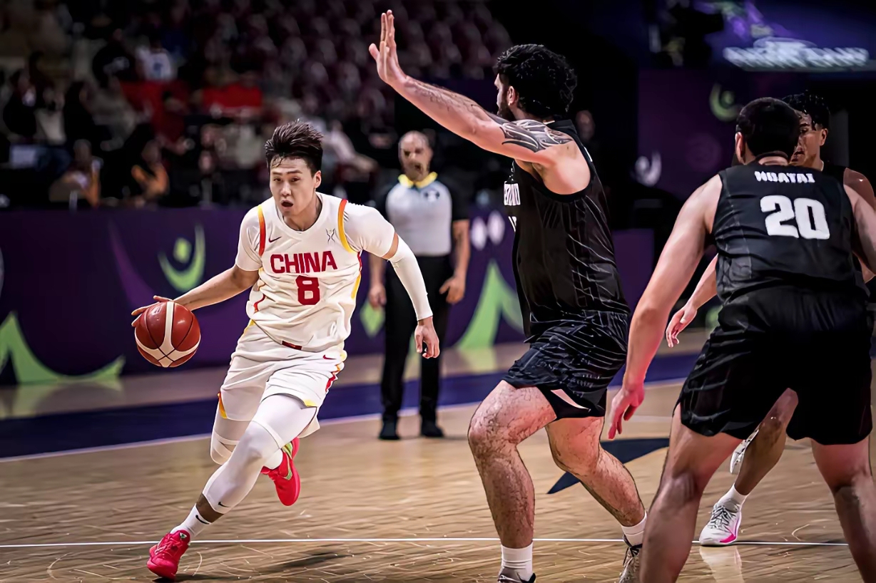 米乐官方网站24今天山东高速男篮比赛直播